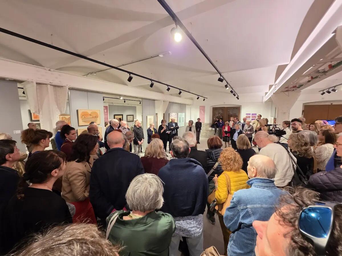 Questa mostra che unisce Nord Est e pace apre a Trieste con grande successo | FOTO - 