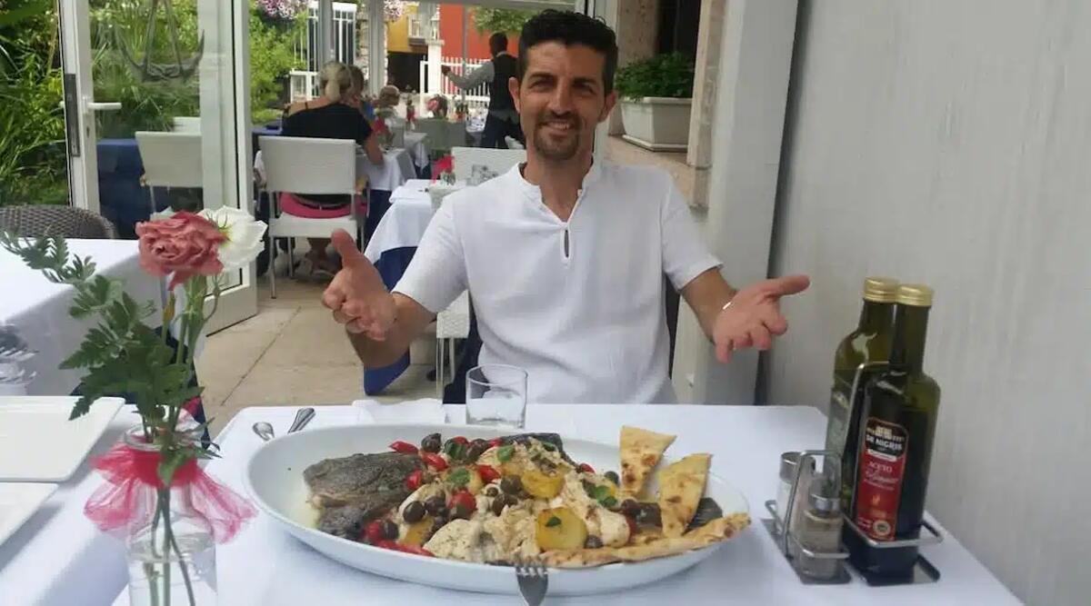 Finisce fuori strada con la moto e muore: Sebastiano Di Mango stava rientrando a casa dal lavoro - 