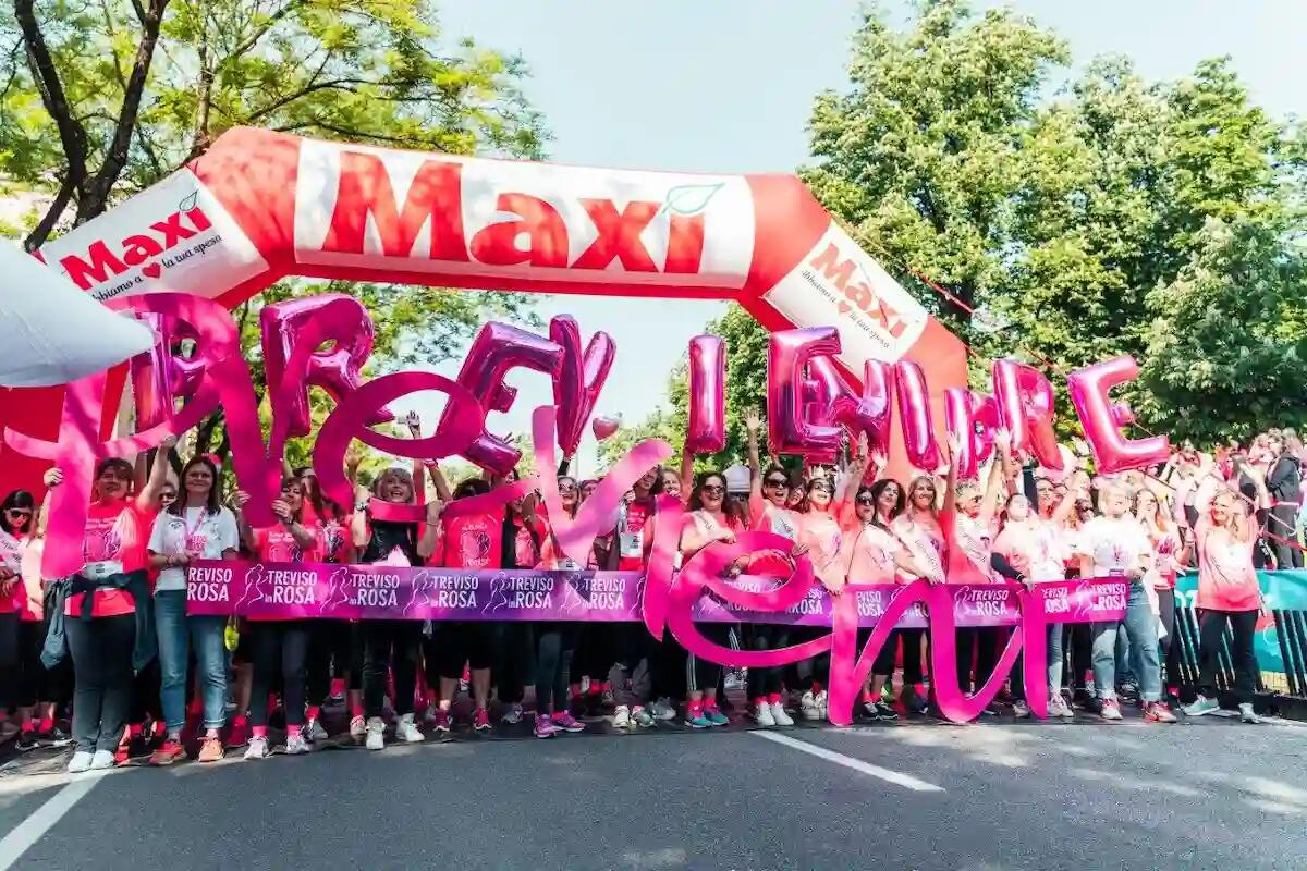 Treviso in Rosa, un weekend di festa e solidarietà con oltre 10.000 donne -