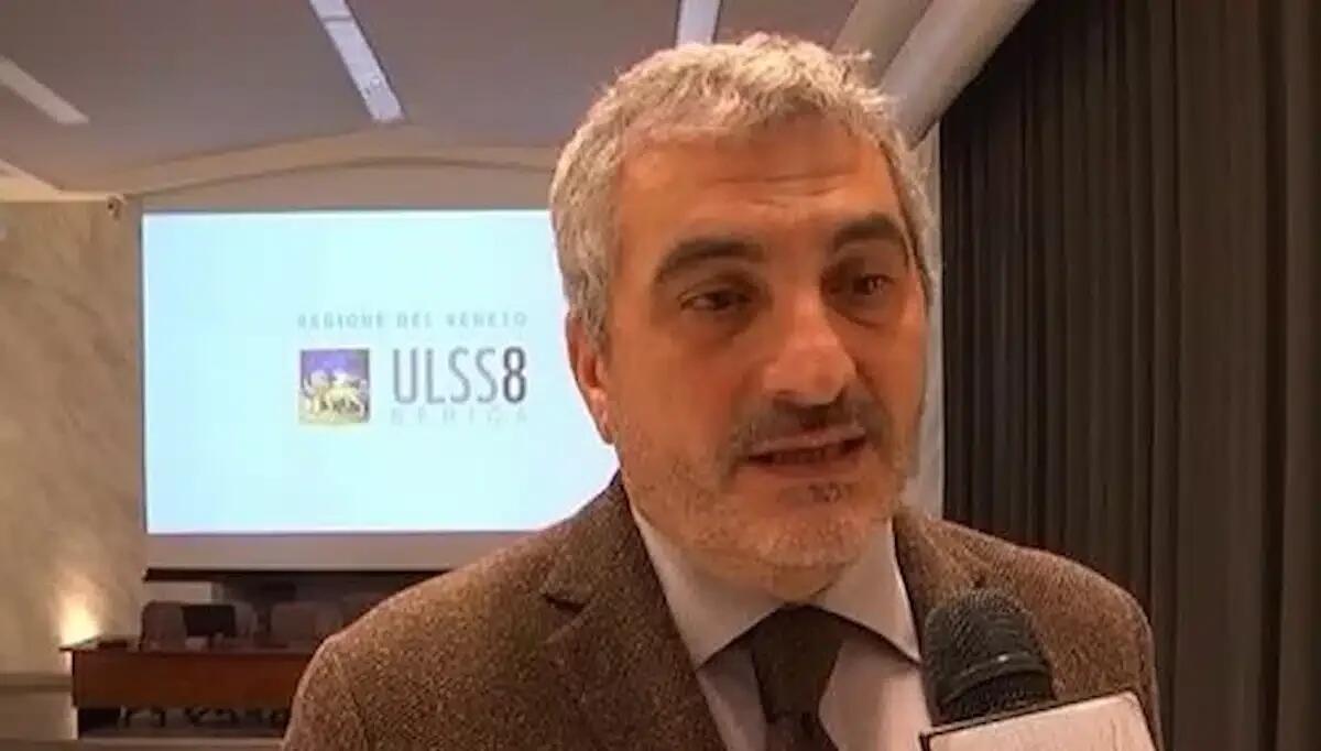 Addio a Davide Giavarina, direttore del laboratorio dell'ospedale di Vicenza: aveva solo 63 anni - 