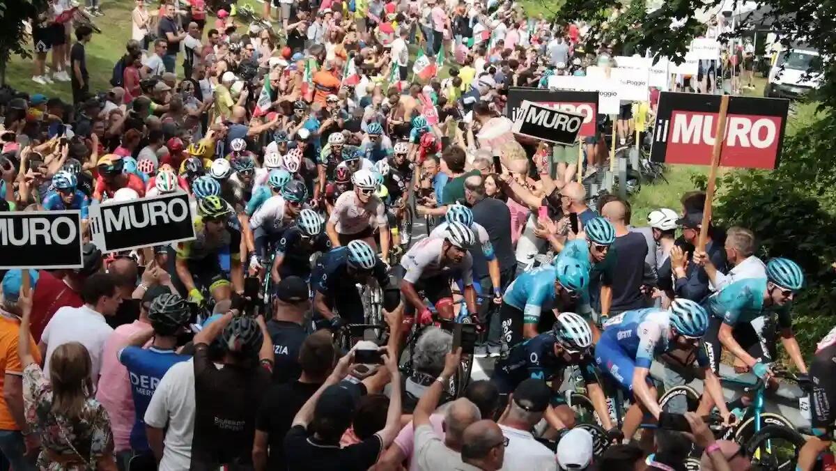 San Pietro di Feletto, torna il Giro d'Italia sul Muro di Cà del Poggio -