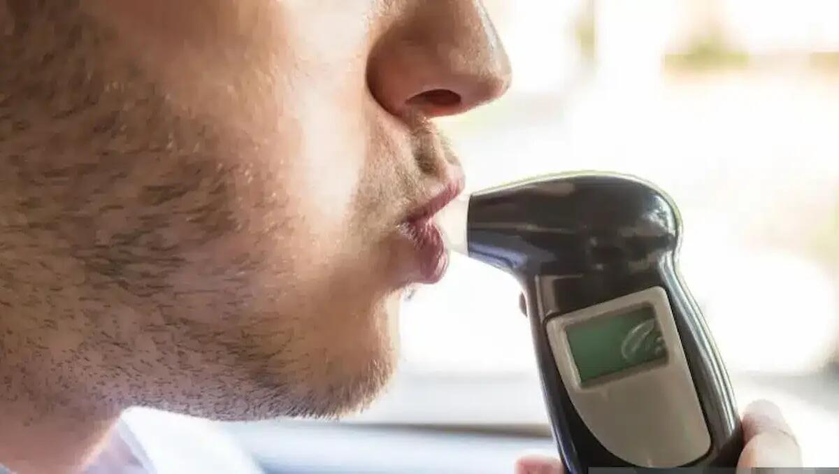 Sicurezza alla guida, maxi controlli anti-alcol e droga sulle strade: ritirate 3 patenti, decurtati 30 punti - 