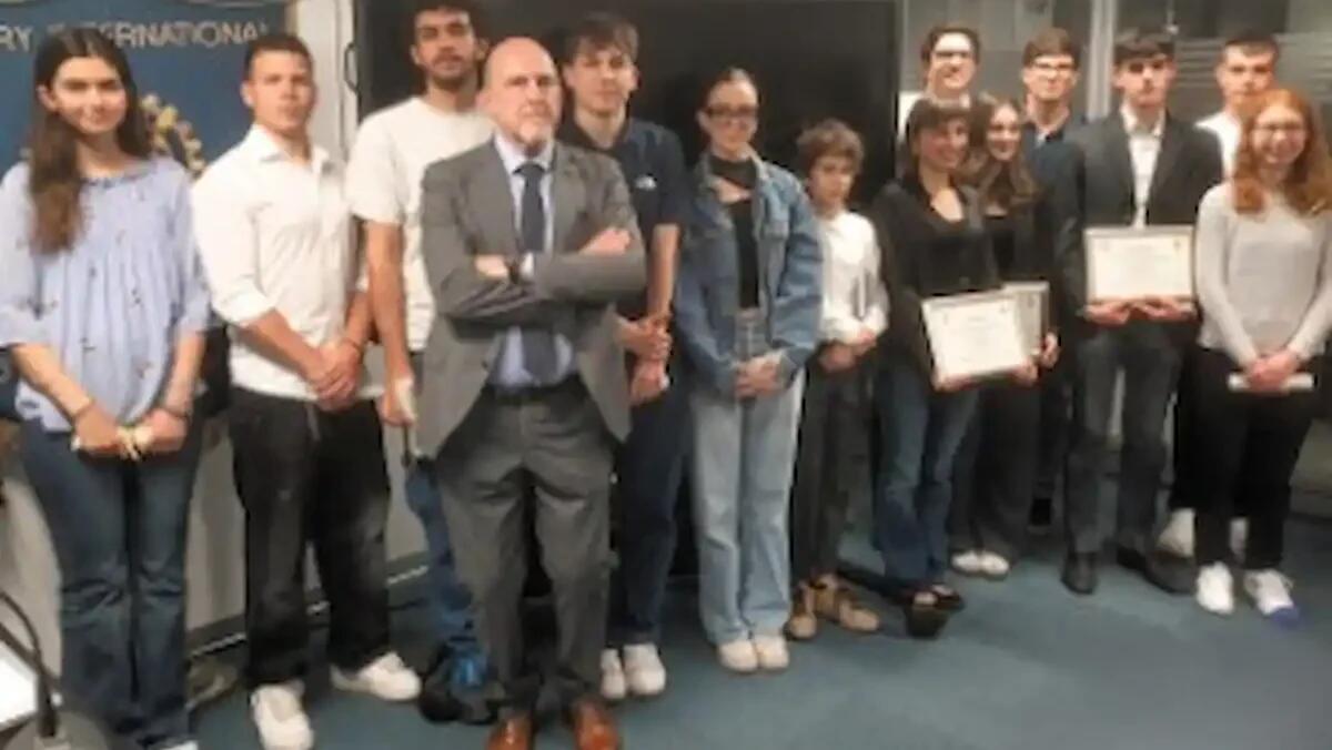 Pordenone, premiati i vincitori del concorso "Vinci un Tutor" 2025 -