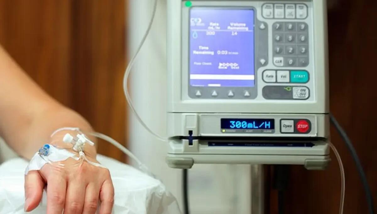 Muore di cancro a 13 anni, genitori accusati di aver ostacolato le cure: indagati per omicidio - 