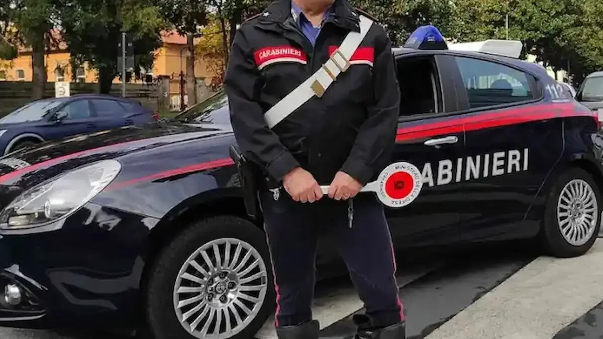 Ex domestica ruba in casa di un anziano, poi lo aggredisce: 90enne finisce in ospedale - 