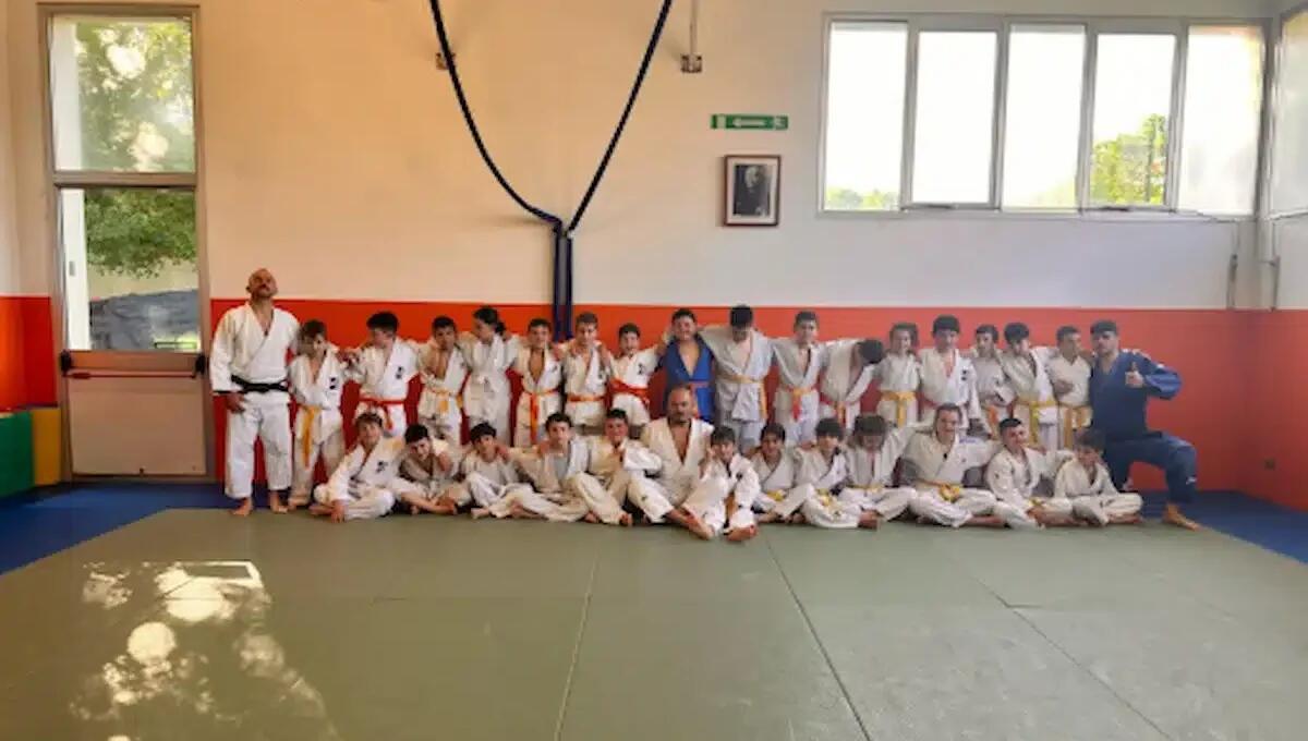 Olimpic Day di judo a Tamai: successo dell'evento e premi per i giovani atleti - 
