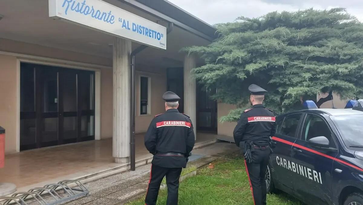Devastano "per noia" l'ex mensa comunale di Fontanafredda: denunciati 5 minorenni - 