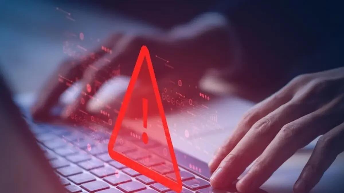Truffa informatica da 26mila euro, si inserisce nella corrispondenza email di un imprenditore: 22enne denunciato per frode - 