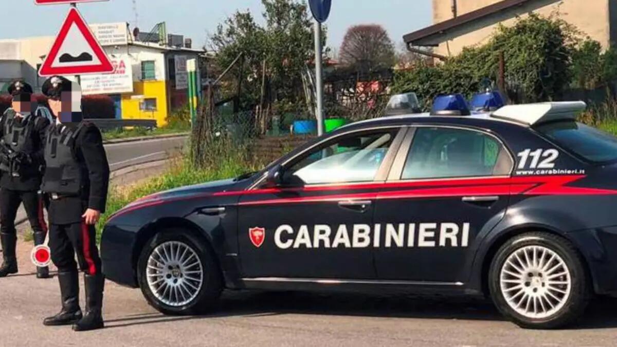 Furti in istituti scolastici e bici rubata a un medico: denunciato. Chi è l'uomo con numerosi precedenti. - 
