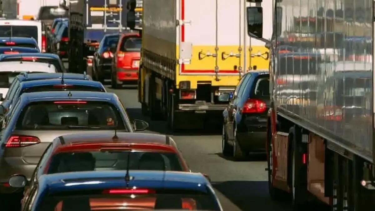 Traffico da bollino rosso in A23 per il Corpus Domini: code e rallentamenti durante tutto il week-end - 