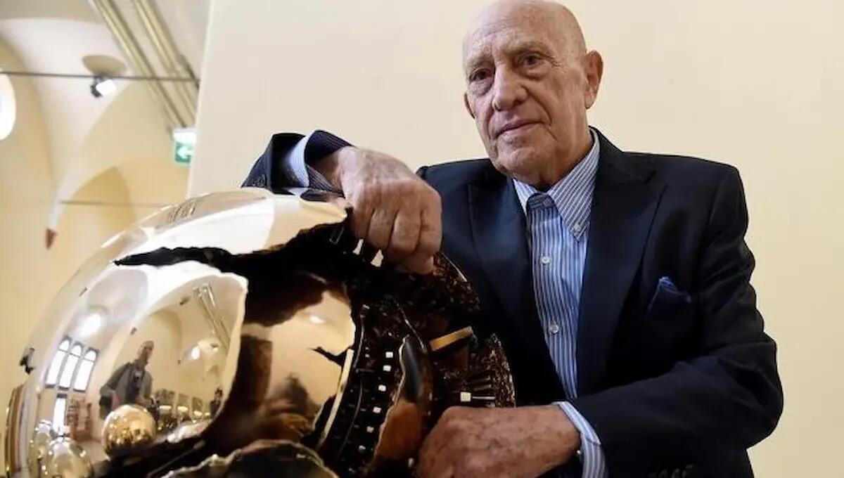 Addio ad Arnaldo Pomodoro, Venezia omaggia il grande artista: il suo "Disco" resta a San Servolo - 