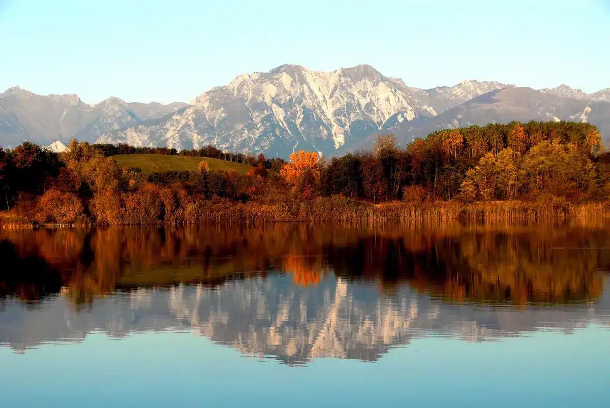 5 passeggiate facili tra i laghi del Friuli che ti faranno innamorare - 