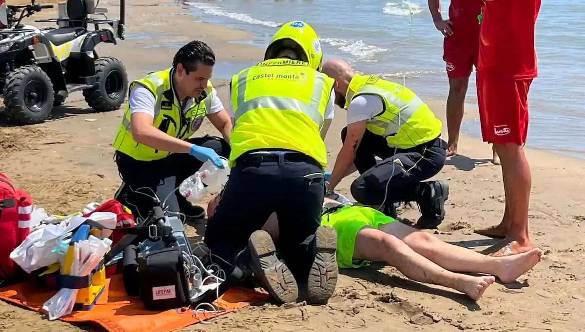 Trovato riverso e privo di sensi in acqua: turista ubriaco salvato dai bagnanti - 