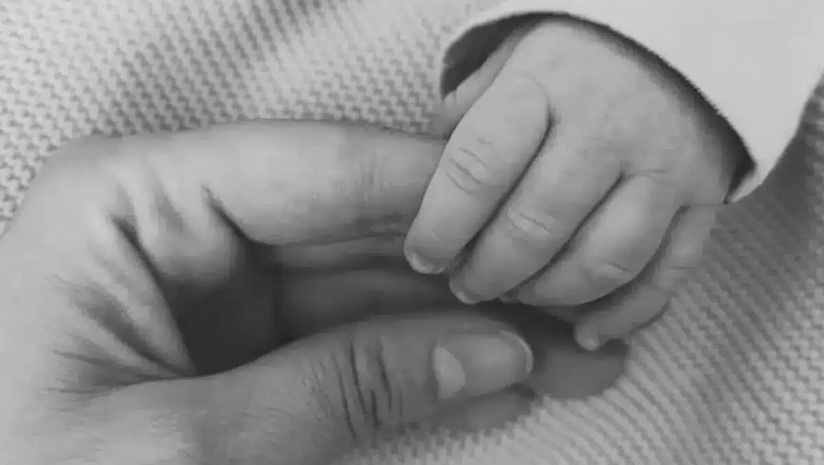 Andrea è morto a 3 anni, figlio dell'imprenditore Silva: il dolore della comunità e l’abbraccio ai genitori - 