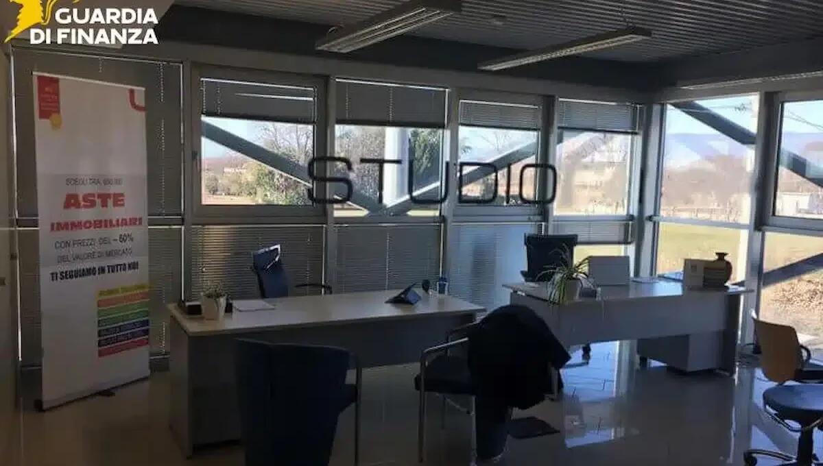 Agenzia immobiliare fantasma per il fisco: evasione da oltre un milione, denunciato il titolare - 
