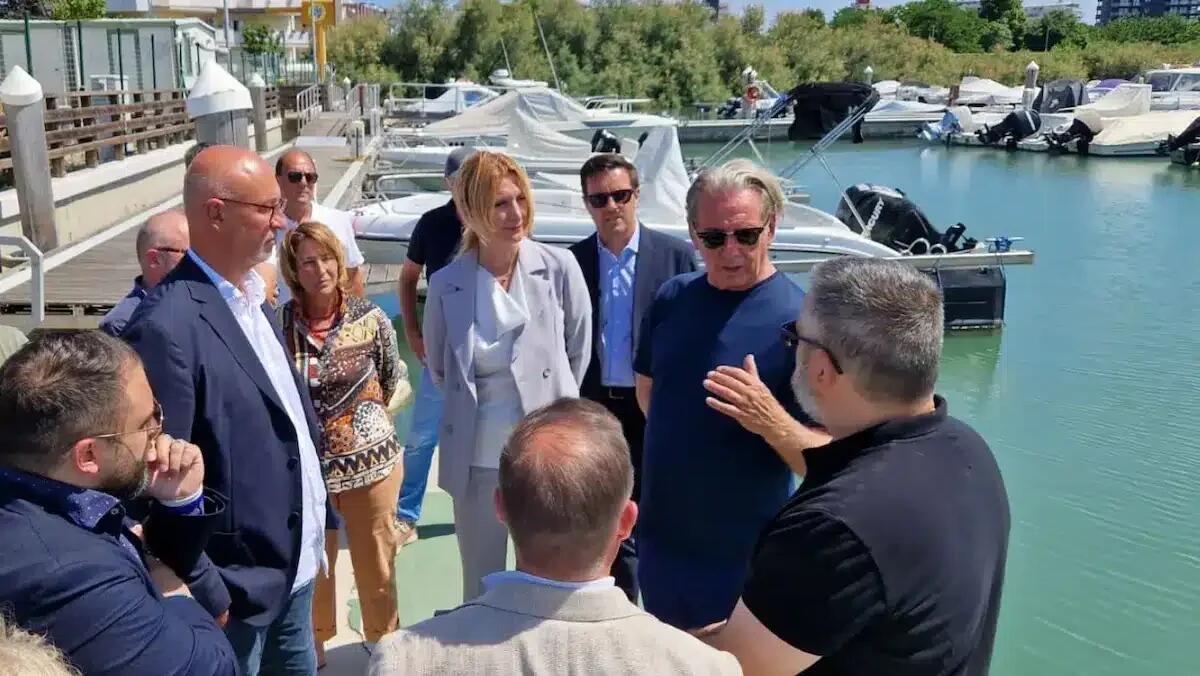 Dragaggio a Porto Casoni: lavori in chiusura per valorizzare Lignano Sabbiadoro - 