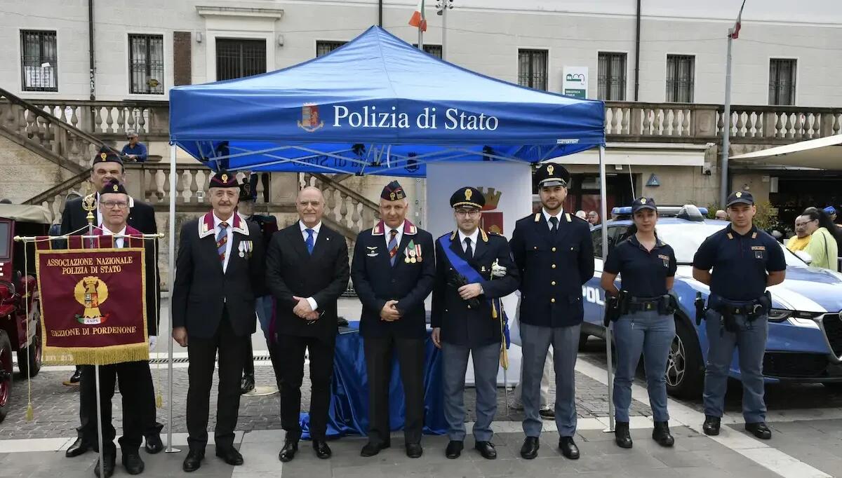 Pordenone, 79° anniversario della Repubblica: cerimonia solenne e stand informativi della Polizia - 