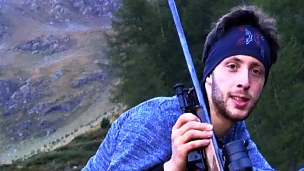 Ucciso da uno sparo in testa: svolta nel caso dopo anni. Spuntano tre indagati: "Qualcuno ha visto". - 