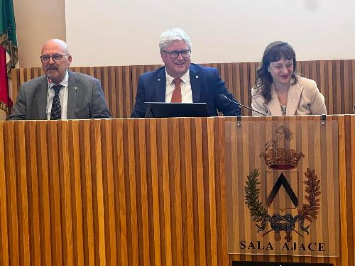 L'assessore Callari elogia la trasformazione digitale in FVG - 