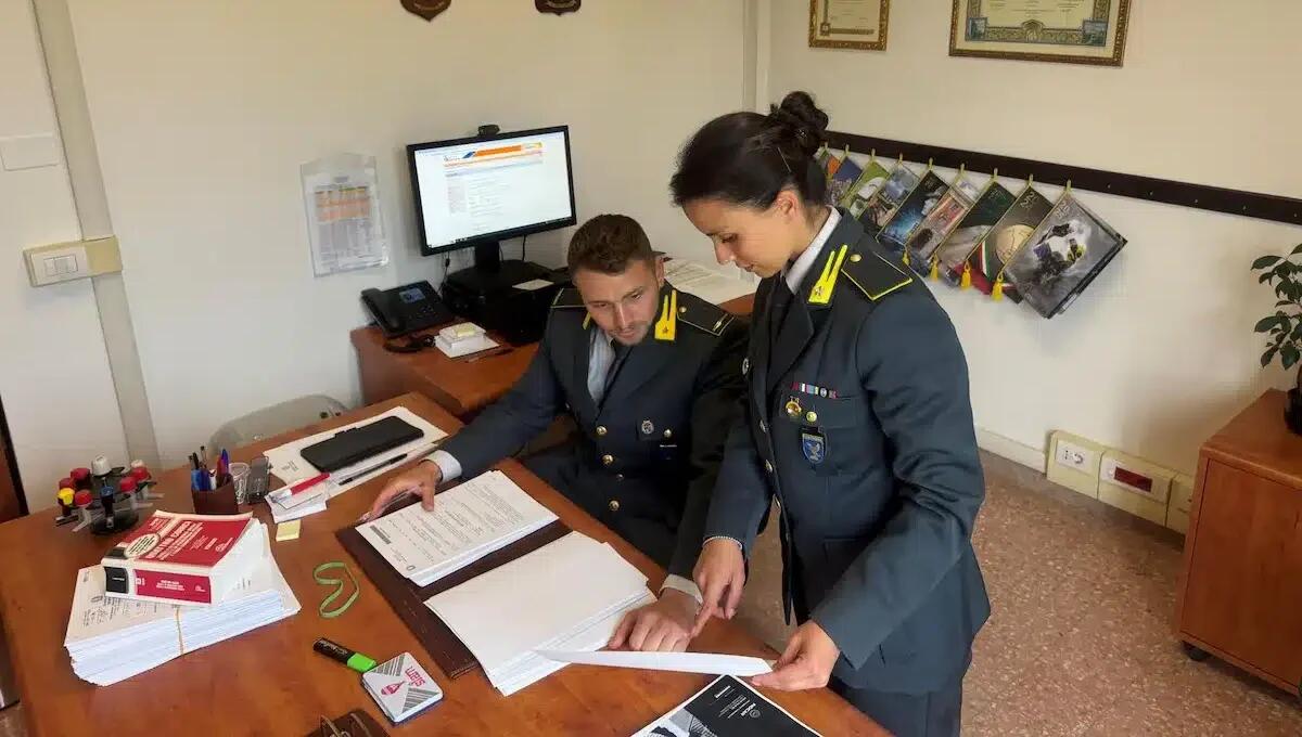 Sistema di appalti irregolari per la fornitura di scuolabus a Gorizia: sei denunce - 