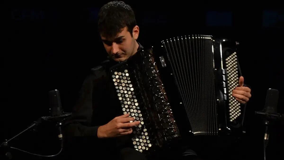 Gabriele Corsaro apre Musica al Museo con un recital di fisarmonica - 