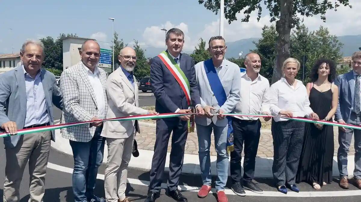 Inaugurata la nuova rotonda sulla SP 71 a Cordignano per la sicurezza stradale - 