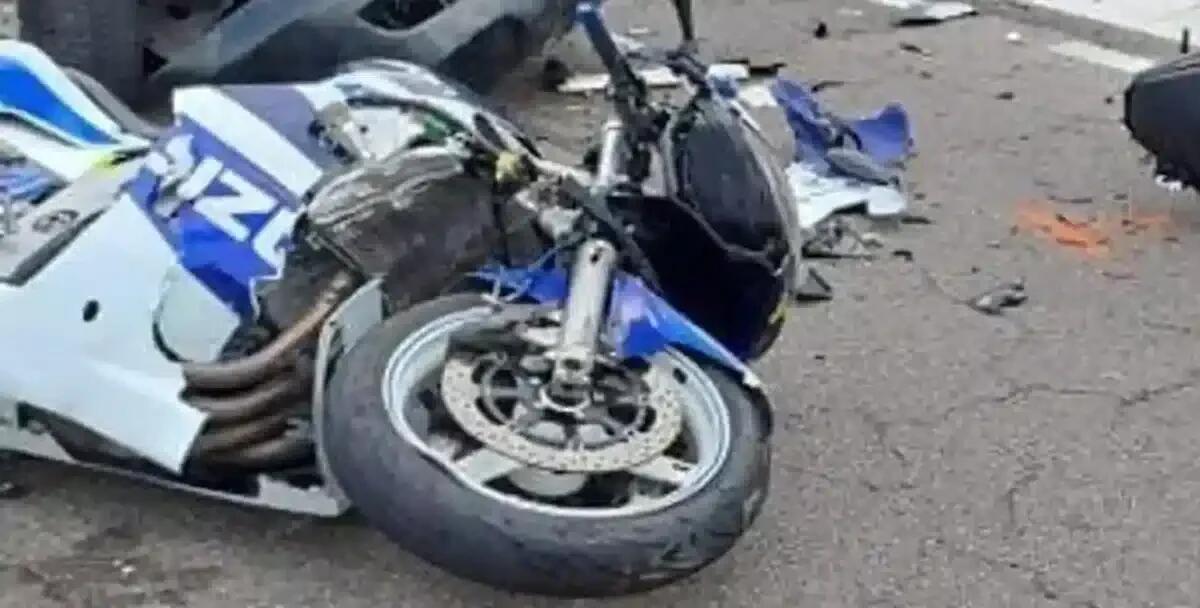 Incidente mortale sulla statale del Brennero, scontro tra moto: centauro 41enne perde la vita - 