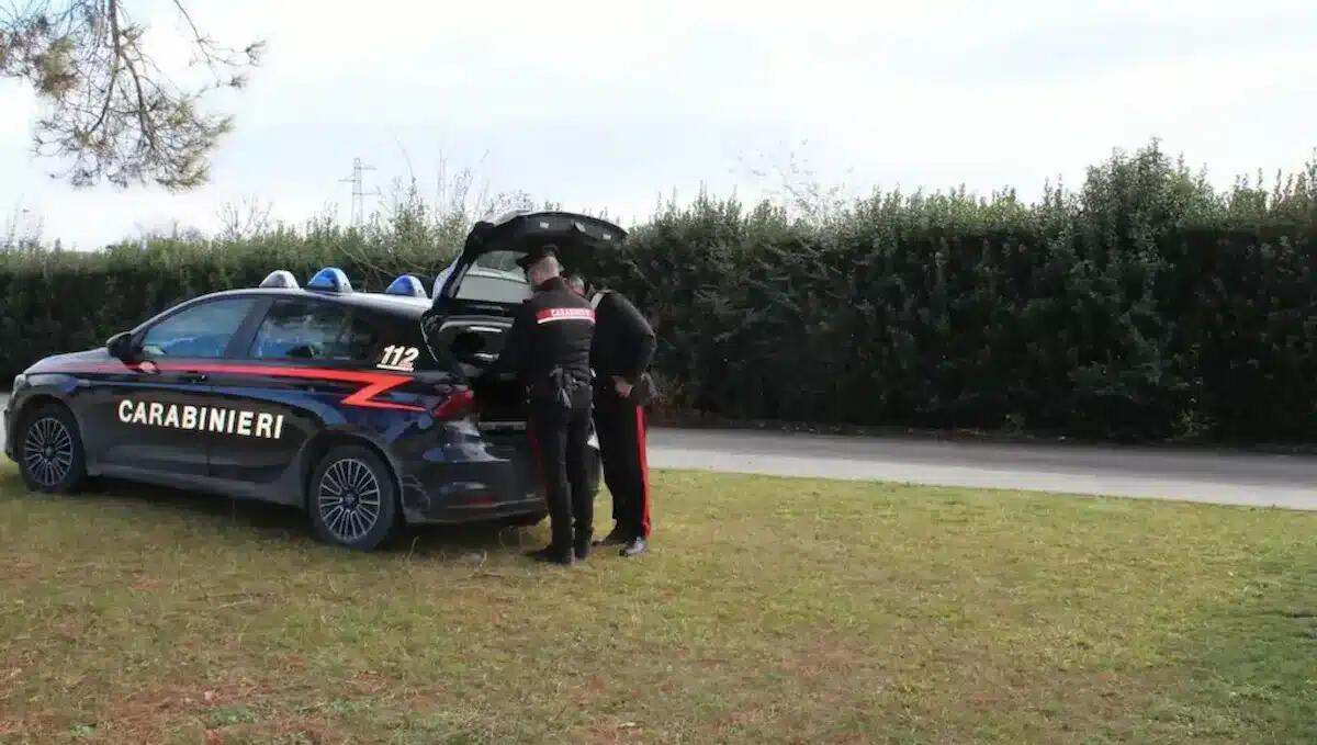 Ai domiciliari per droga, viene sorpreso a girare in bicicletta per le vie del paese: arrestato - 