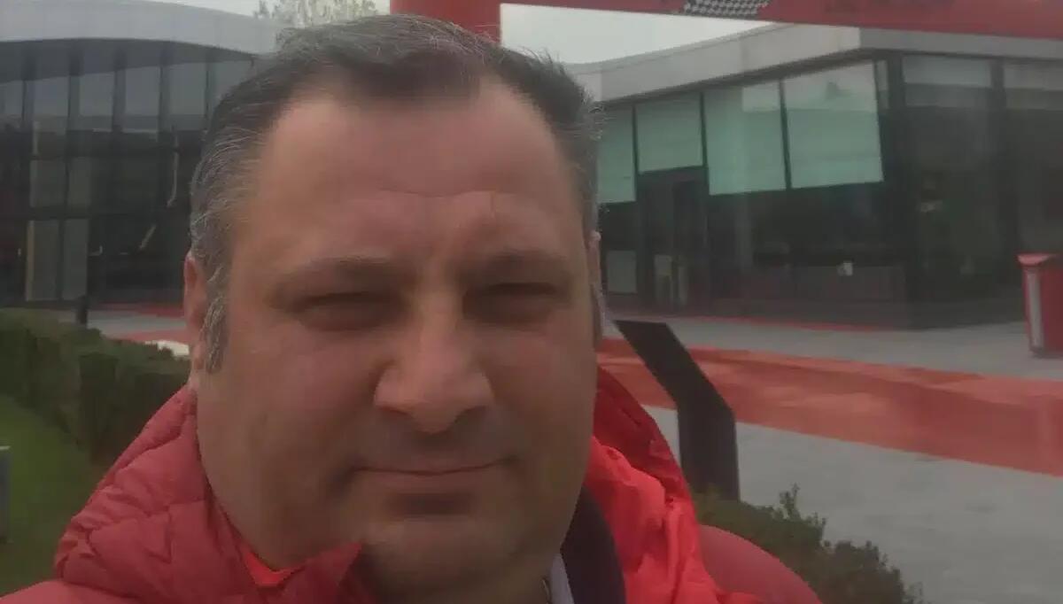 Stroncato da un infarto mentre era già ricoverato: padre e carrozziere muore a 52 anni - 