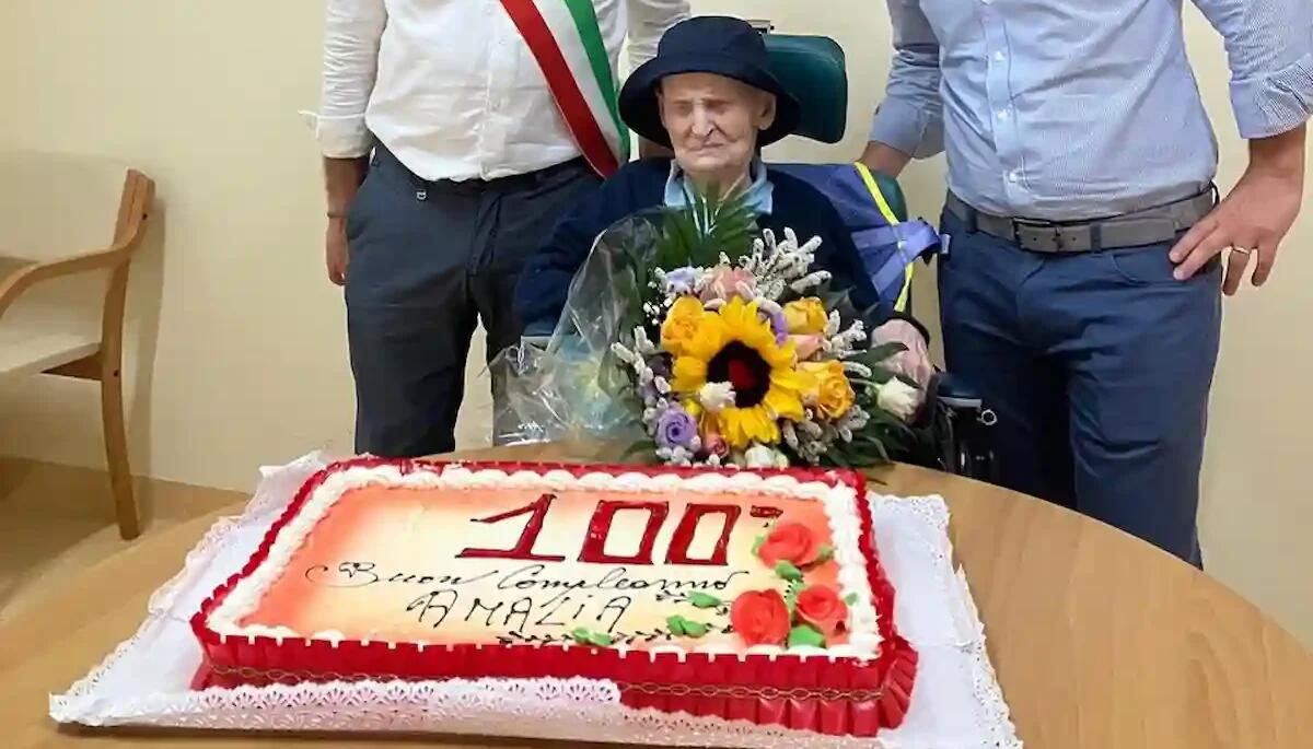 Cento anni di vita e affetti: grande festa per Amalia a Casa Mozzetti - 
