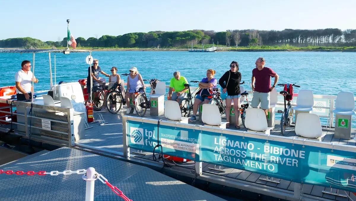 X-River, il servizio ciclopedonale che collega Lignano e Bibione supera il mezzo milione di passeggeri -
