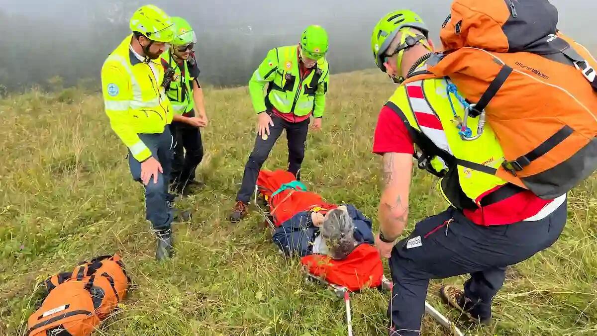 Maltempo improvviso sull’Altopiano, tre interventi tra Asiago e Campolongo: soccorsi escursionisti feriti - 
