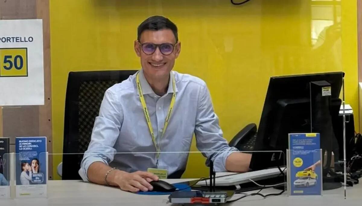 Da Licata a Trieste: la storia di Daniele, operatore di Poste Italiane con la passione per la finanza - 