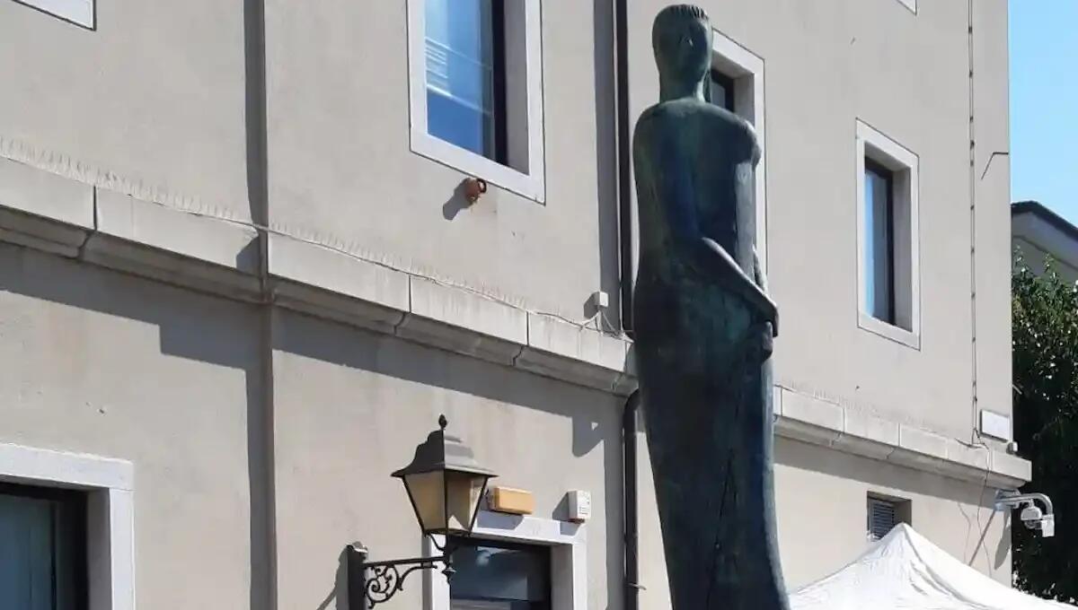 Corte dei miracoli a Muggia: il mercato dell'antiquariato che non puoi perdere -