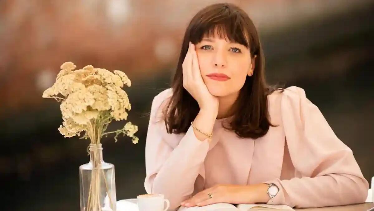 Alessia Gazzola presenta a Lignano il nuovo romanzo Miss Bee e il fantasma dell’ambasciata - 