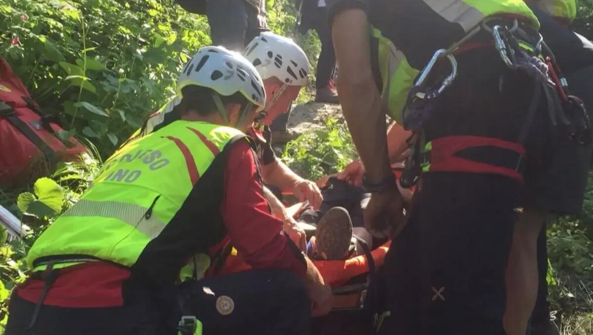 Escursione con gli amici finisce male: 31enne colpita da un malore. Come sta ora. - 