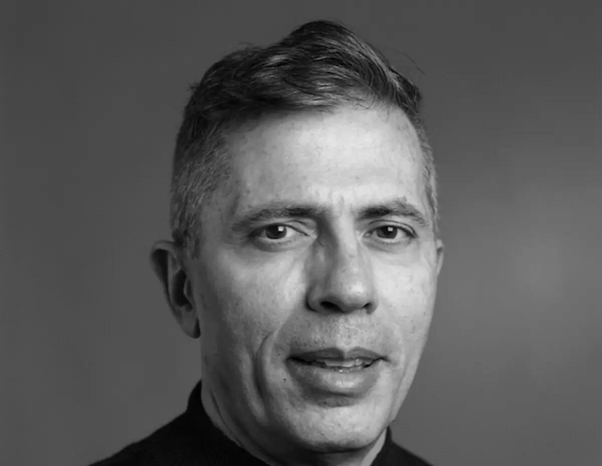 Dentro il laboratorio di Matteo Zanotti Russo: il libro che nessun brand beauty vuole vedere stampato - 