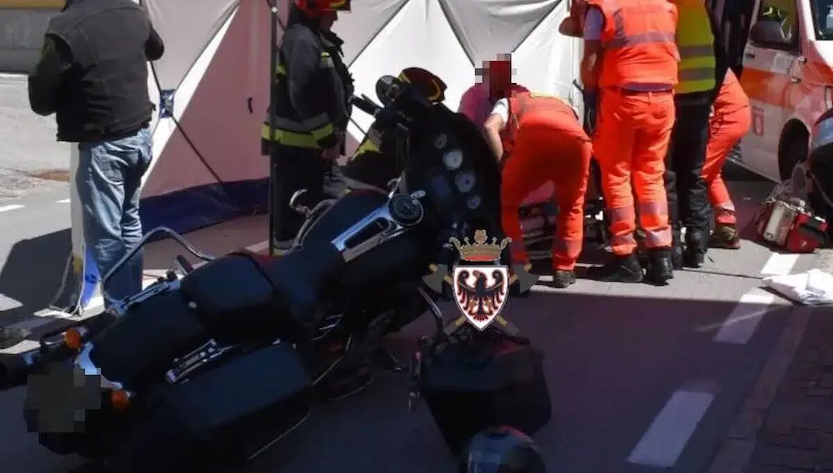 Scontro tra due moto sulla Statale del Caffaro: ferito un centauro - 