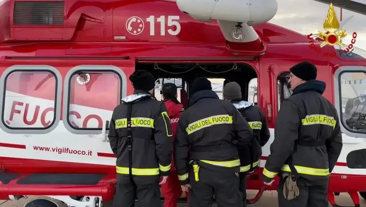 Comandante dei Vigili del Fuoco rinviato a giudizio: accusato di violenza sessuale su una collega - 