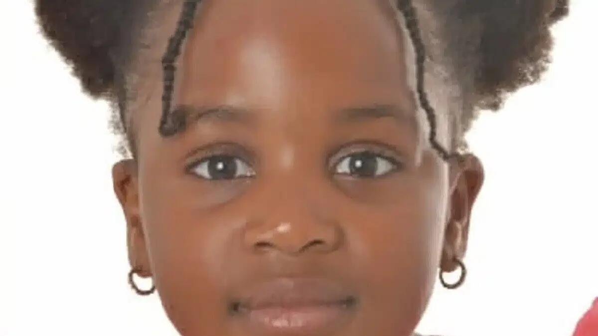 Dal mal di testa alla tragedia: la piccola France Anaelle muore tra le braccia della madre -
