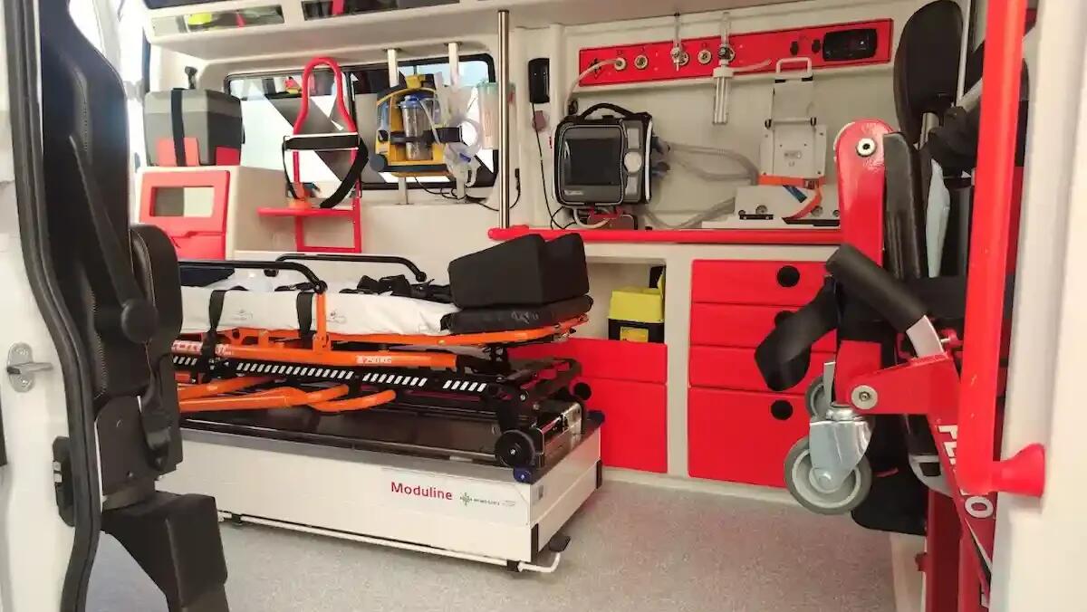 Sull’A4 un'auto contromano causa una strage, 4 morti: si salva solo una donna trentina - 