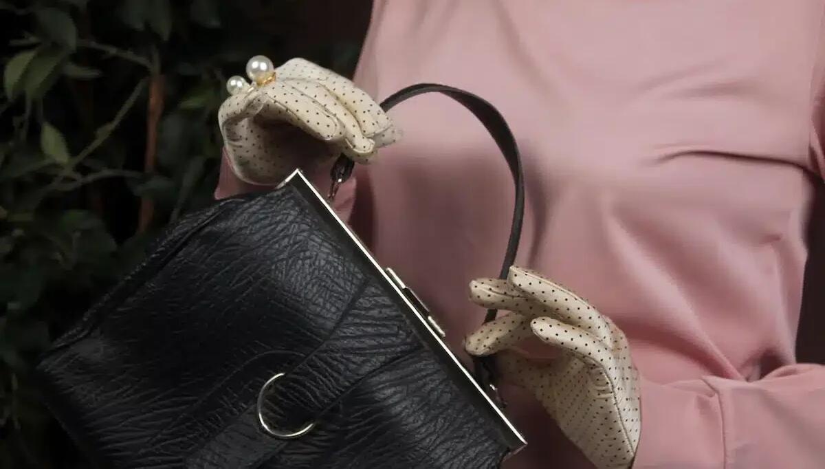 Girava con tre chili e mezzo di cocaina e 10mila euro in contanti nella borsetta: arrestata giovane - 