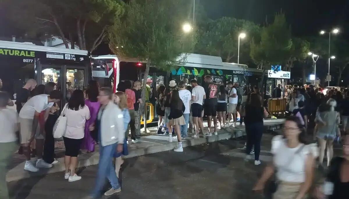 Mobilità green per la stagione dei grandi concerti a Lignano: 10 mila spettatori scelgono il bus - 