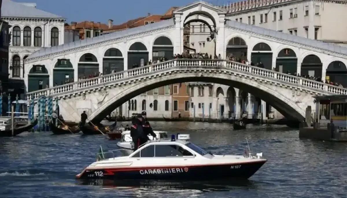 Appartamento occupato abusivamente trasformato in covo dello spaccio: denunciato 27enne tunisino -