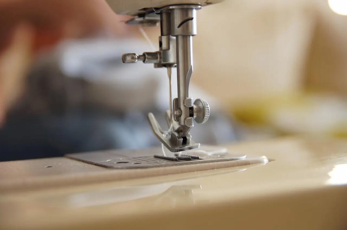 Aprire una sartoria a Pordenone: cosa sapere e come iniziare - 