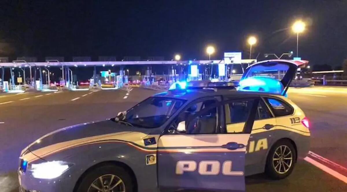 Tragedia sfiorata sulla Pedemontana, un'auto percorre quasi 20 km contromano: è caccia al conducente -