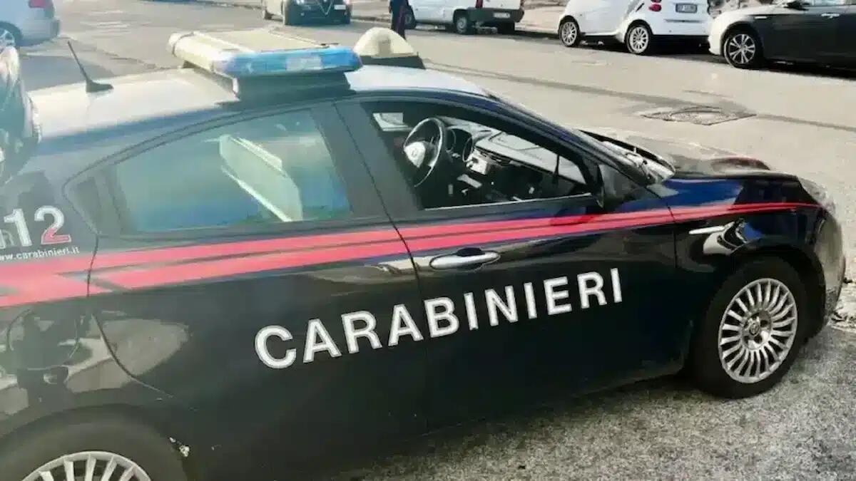 Si schianta con l'auto contro il muro nel sottopasso di Boscoverde: ferito 44enne - 