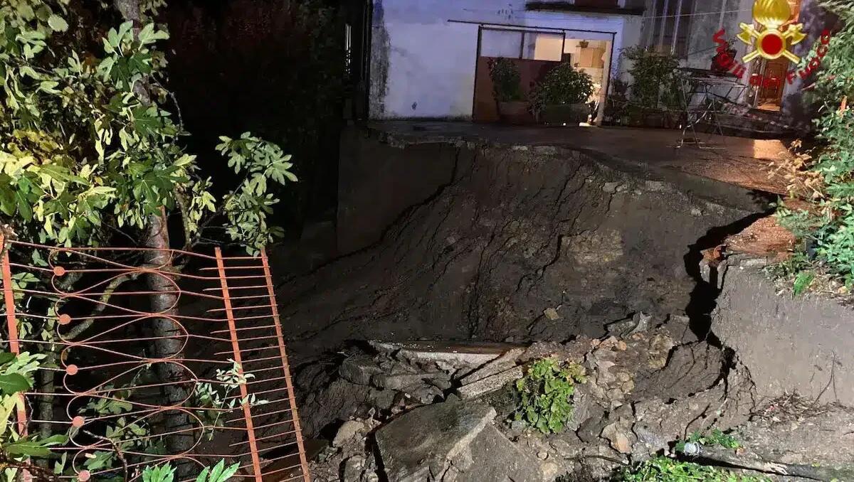 Maltempo, frana a Monteviale: evacuata un’abitazione, danni alle tubature del gas - 