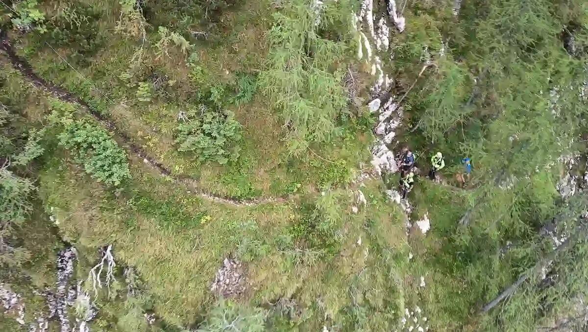Famiglia di Roma bloccata sul sentiero 320 a Sappada: recupero con elisoccorso - 