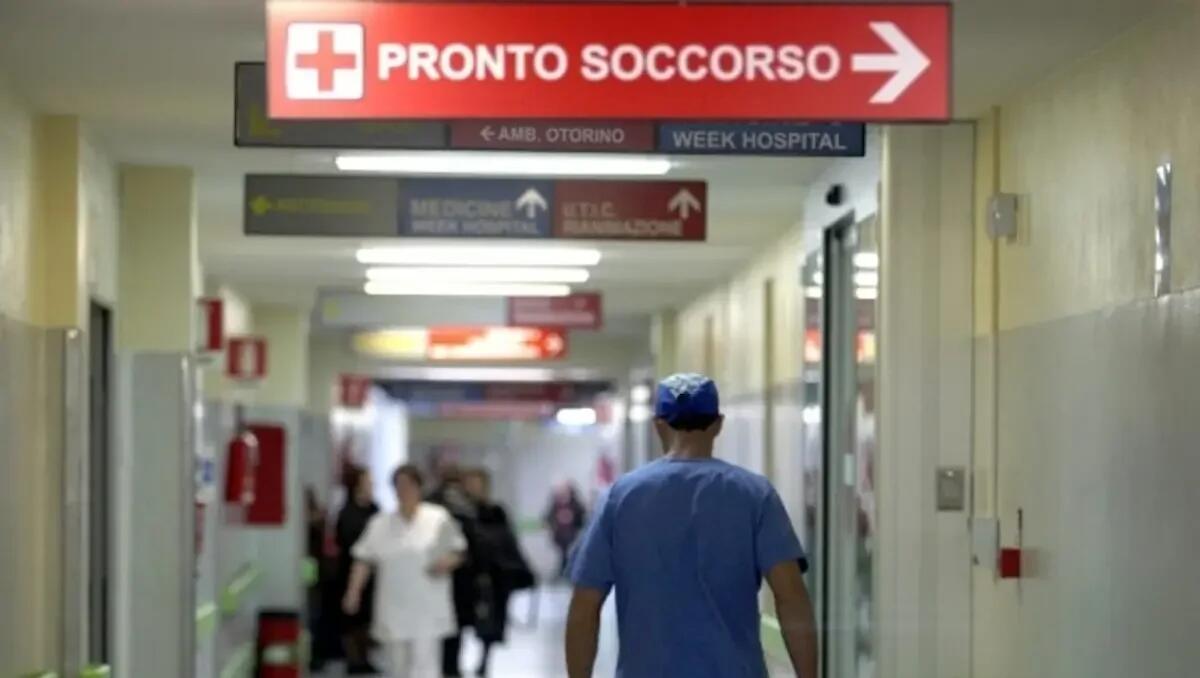 San Giovanni al Natisone, barista aggredito da un gruppo di ragazzini: perde un occhio -